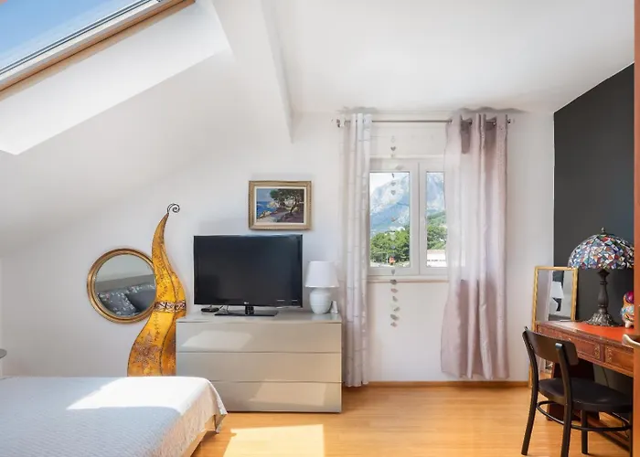 Apartment Fiorideligi Makarska
