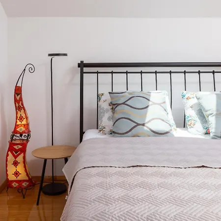 Fiorideligi * ماكارسكا